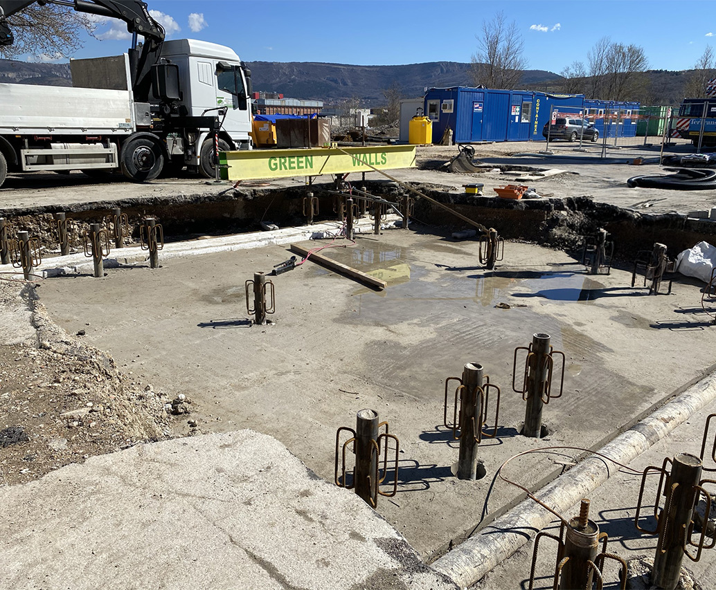 Armatura di fondazione speciale con gabbie e micropali