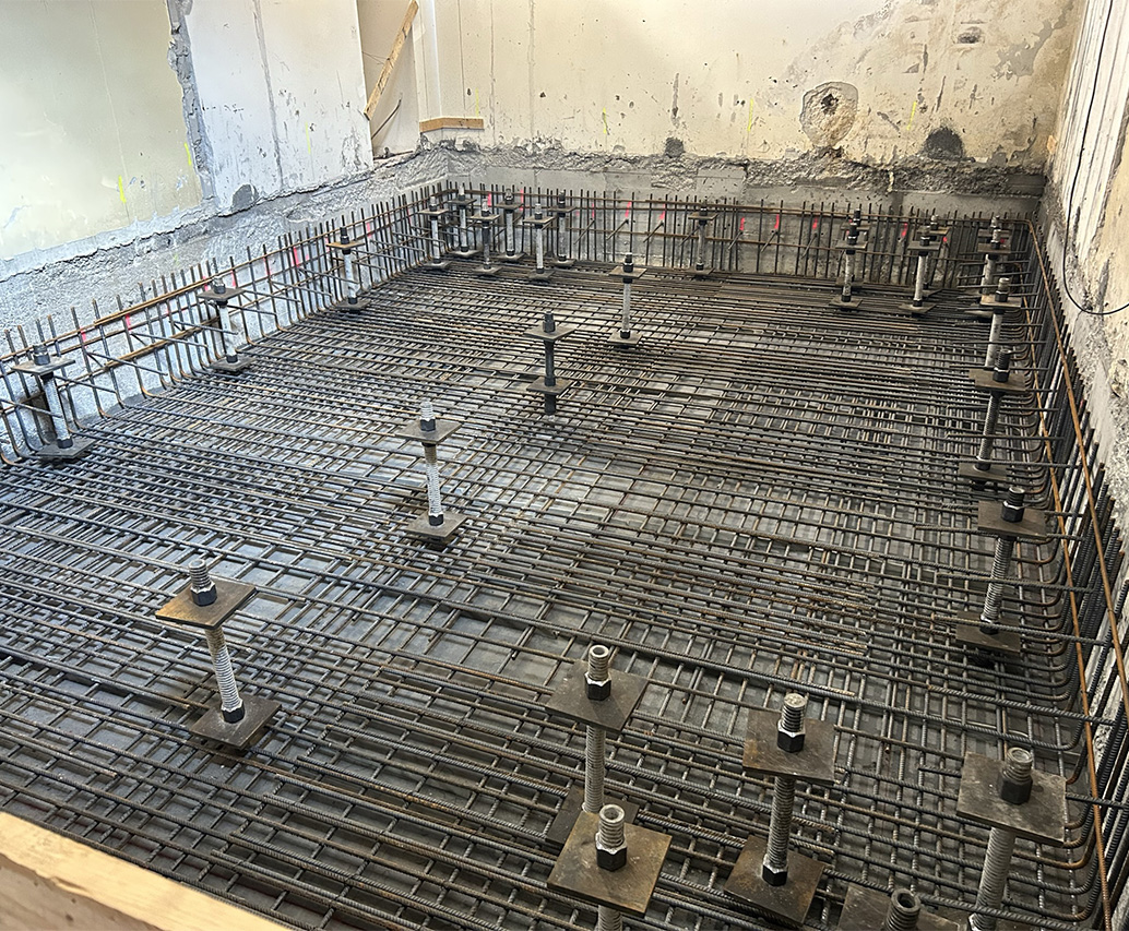 Installazione barre autoperforanti per consolidamento terreno