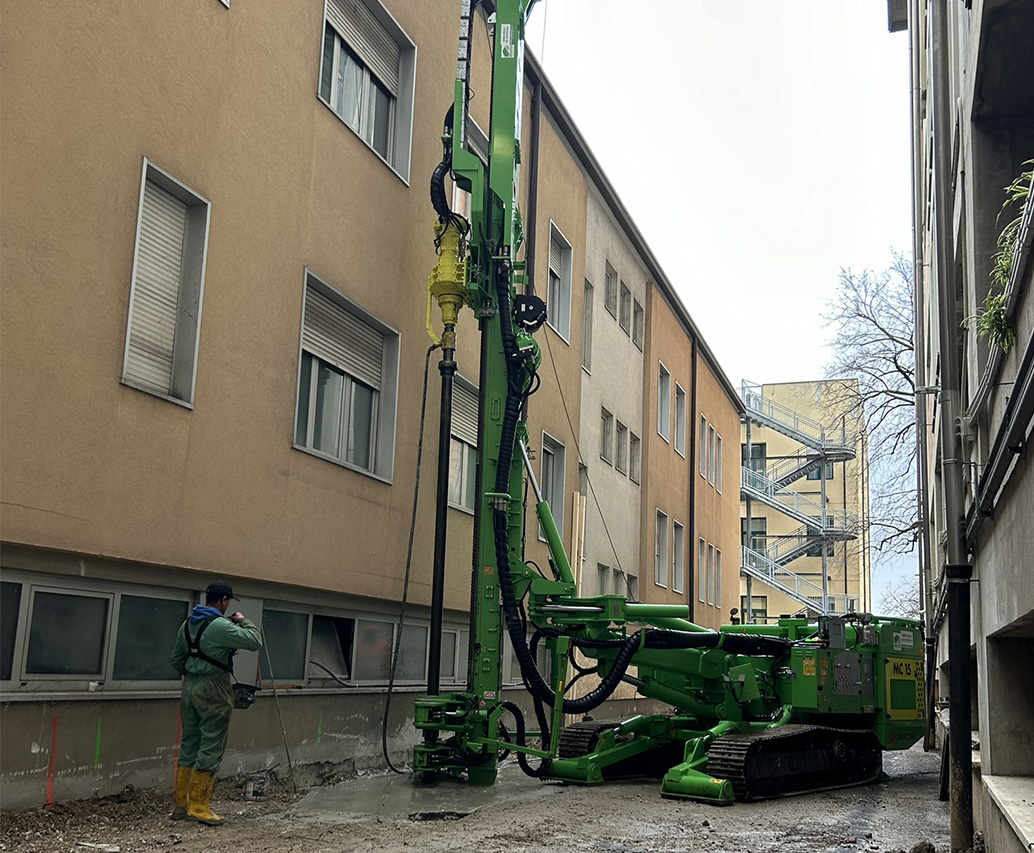 Posa armatura nel micropalo