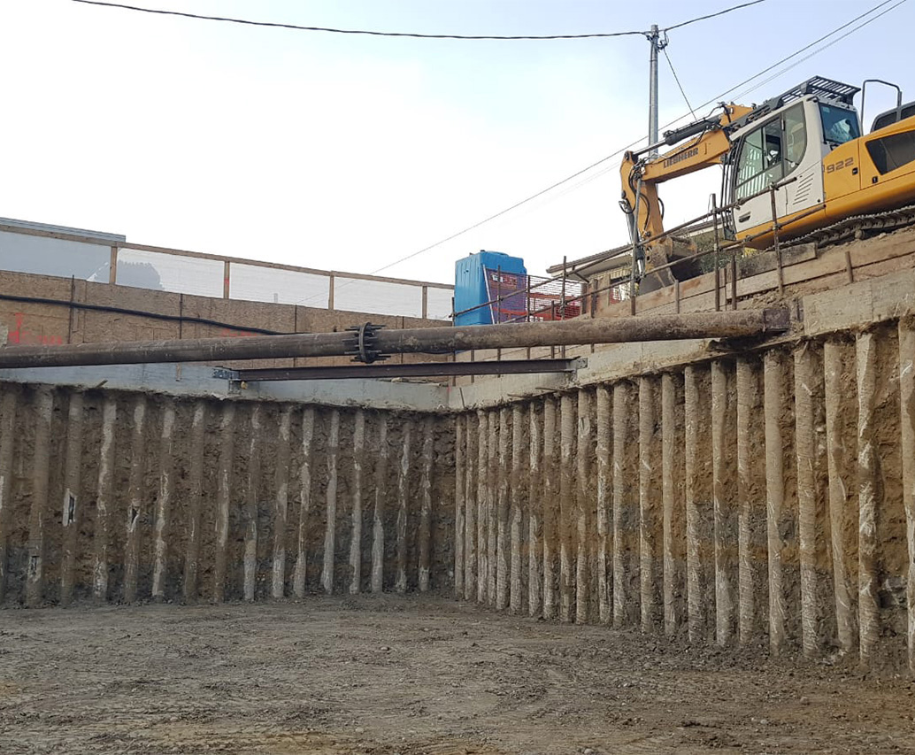 Intervento di sostegno strutturale con chiodatura e spritz beton